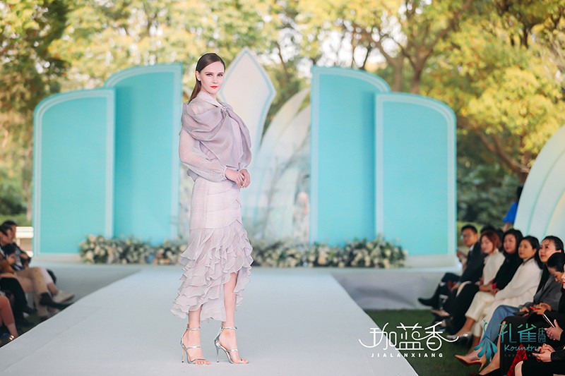 錦色大秀用篷房