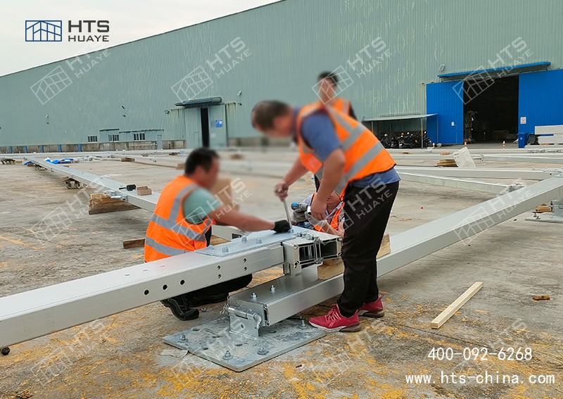 篷房式籃球館配件都是工廠加工完成，現場進行拼接