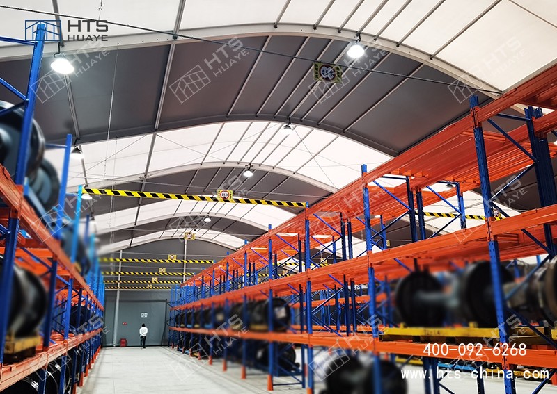 這是一家專注于大跨度抗臺風(fēng)倉儲篷房生產(chǎn)的專業(yè)工廠